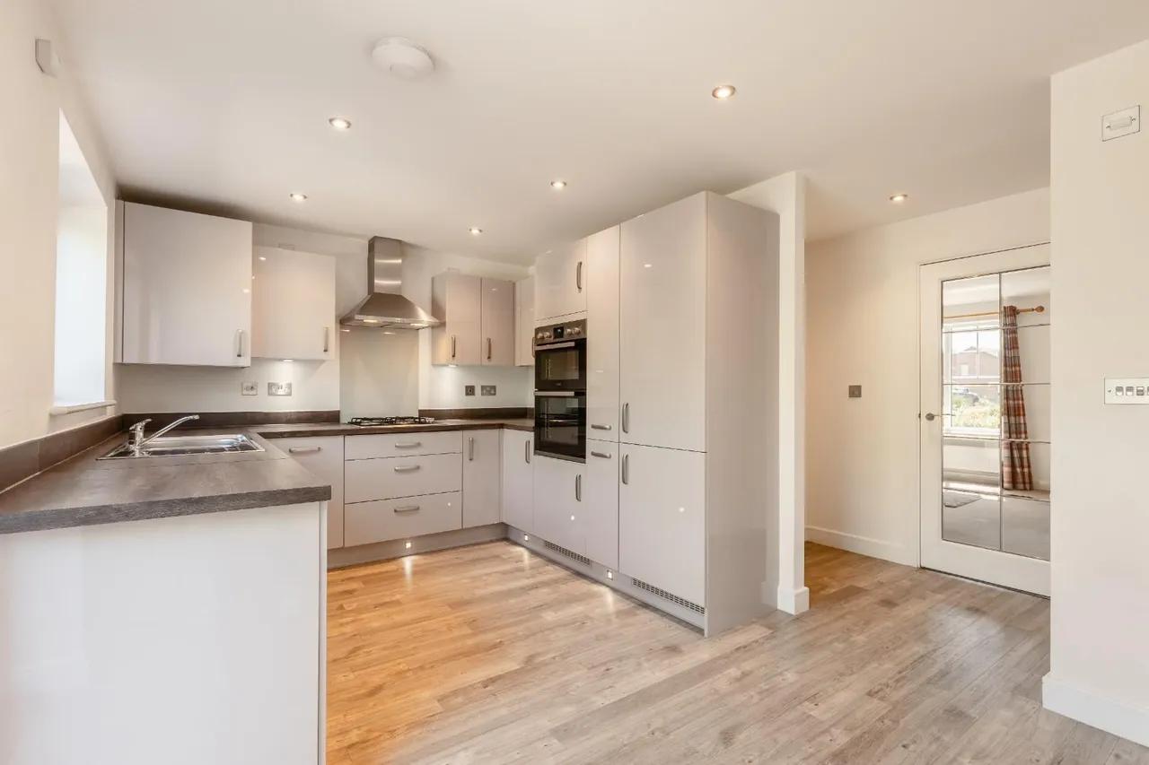 De Stretford Drive, Bishops Tachbrook, photo 3