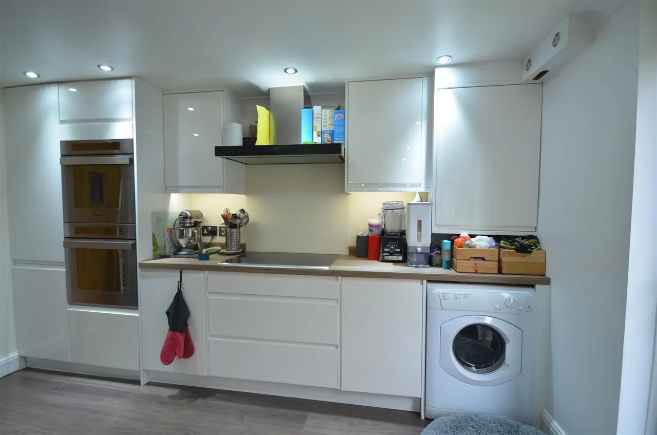 Ridge Lane, Watford, photo 7