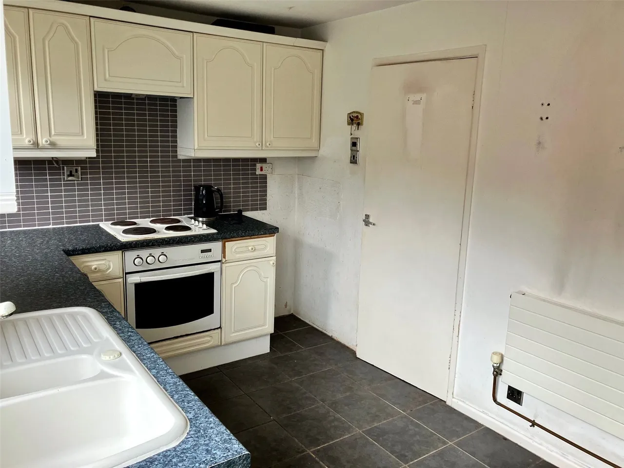 Lychfield Drive, Bamber Bridge, Preston, Lancashire, PR5, photo 3