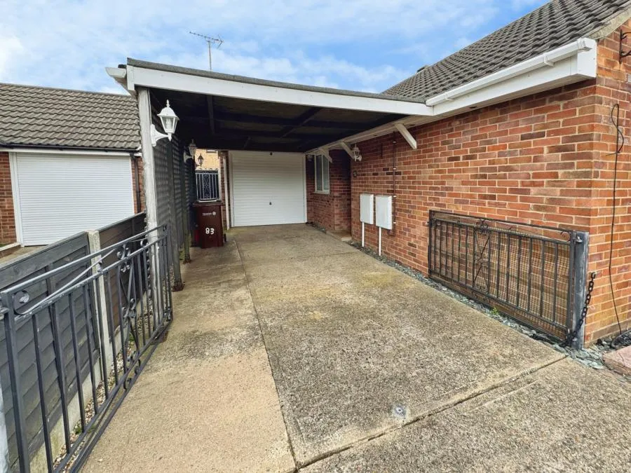Peter Bruff Avenue, Clacton-on-Sea, CO16, photo 15