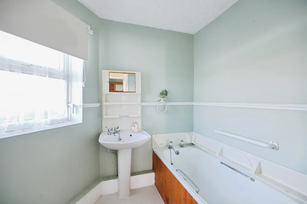Eifl Road, Trefor, LL54, photo 6