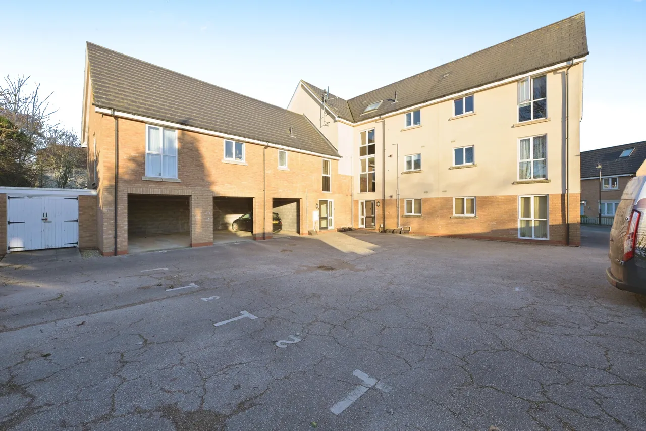 Reg Partridge Close, Duston, Northampton, NN5, photo 16