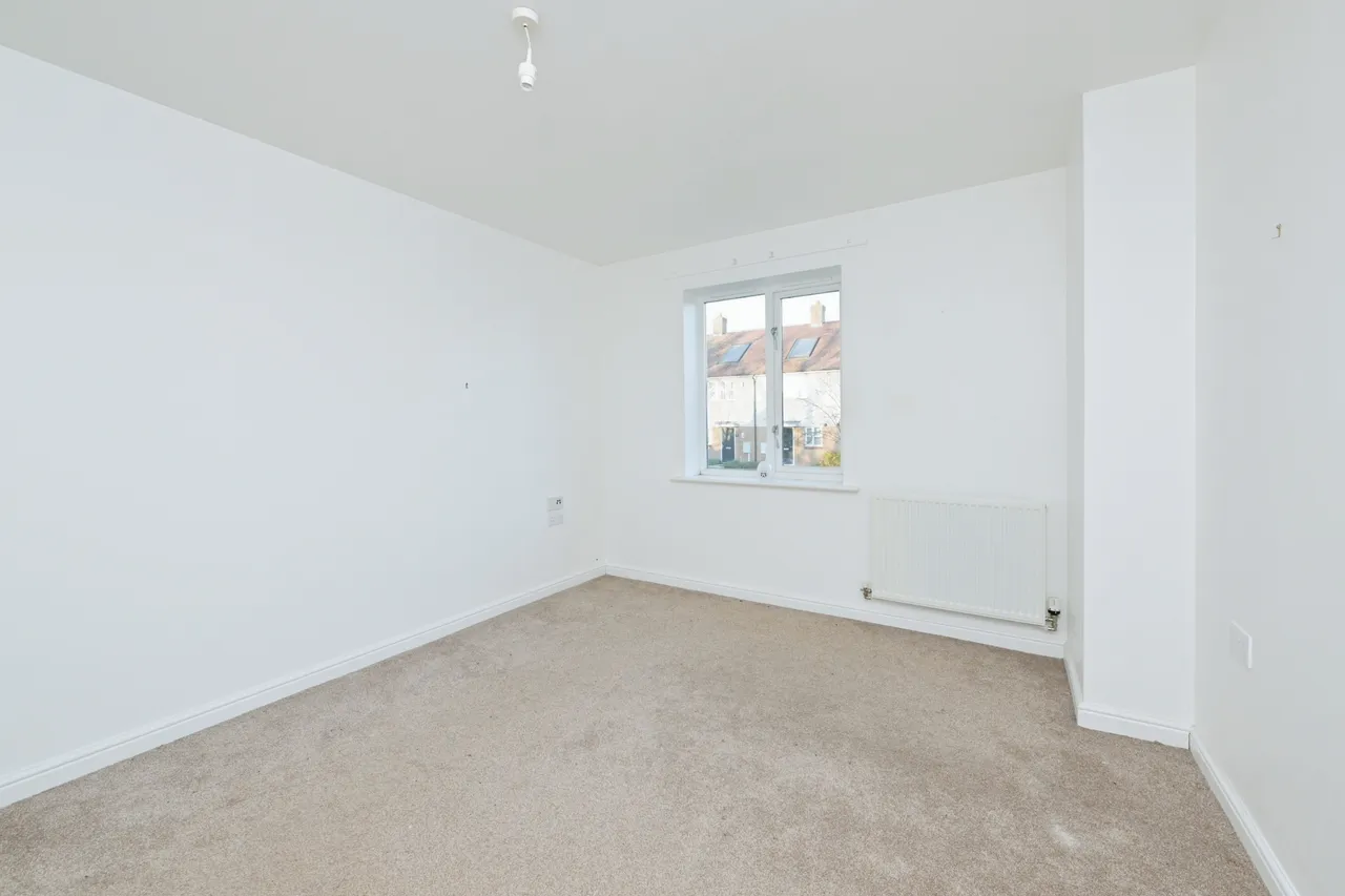 Reg Partridge Close, Duston, Northampton, NN5, photo 10