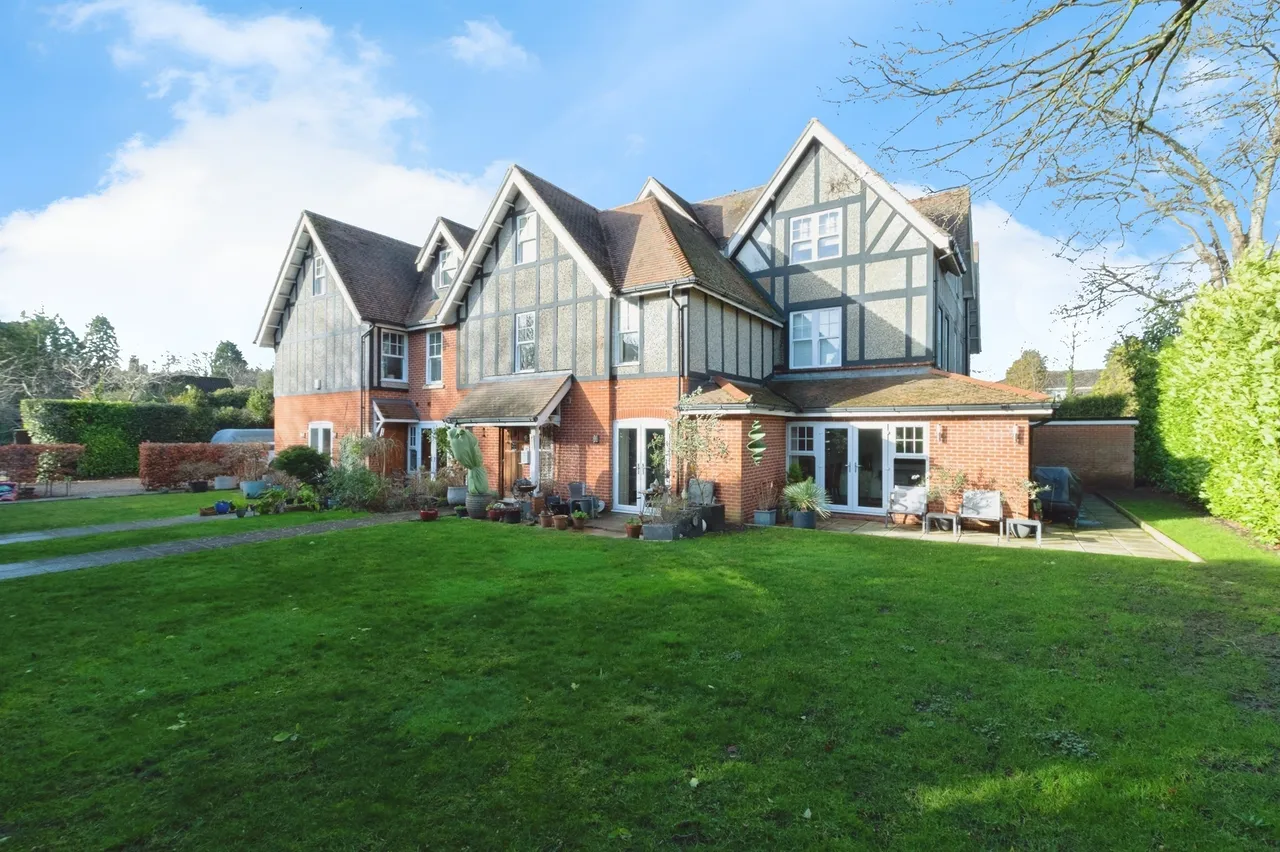 2 bed house for sale — Cavendish Road, Bournemouth