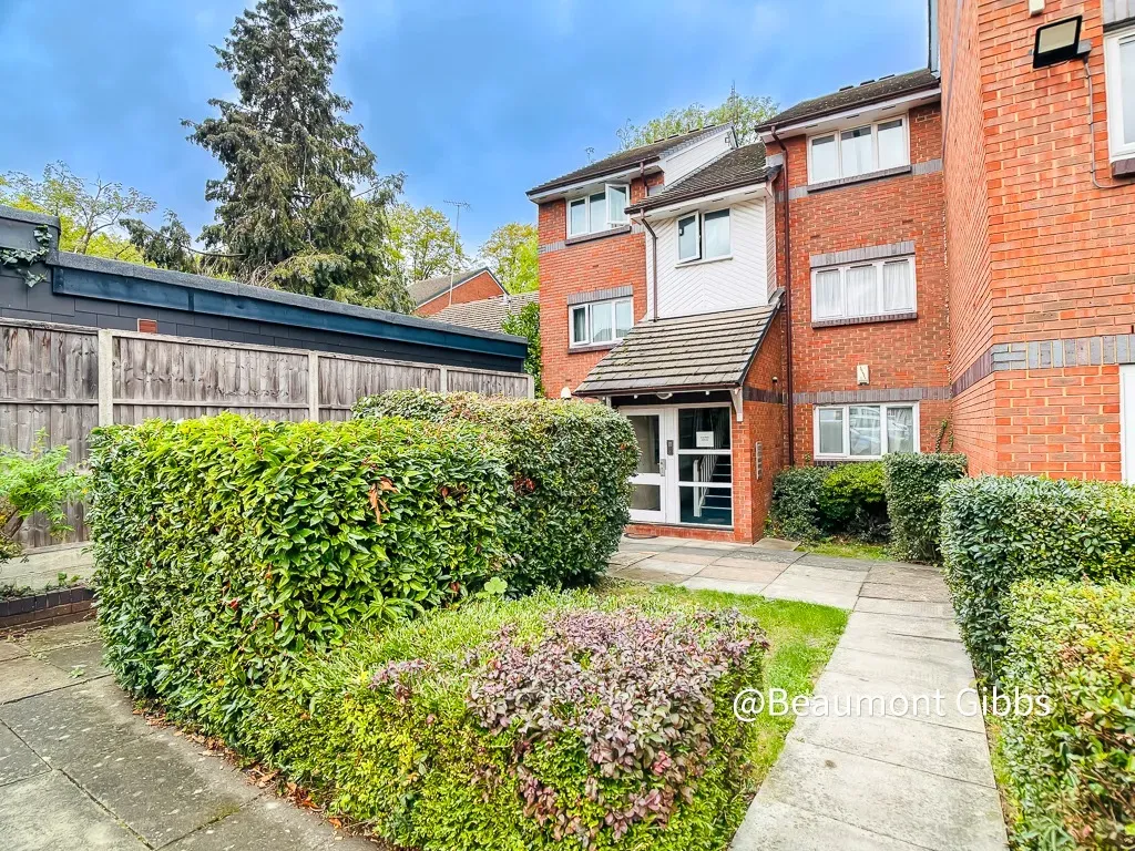 Matchless Drive, Shooters Hill, SE18, photo 9