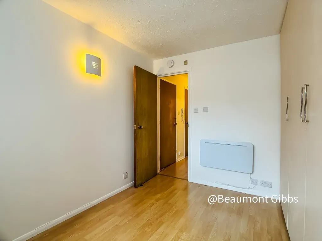 Matchless Drive, Shooters Hill, SE18, photo 7