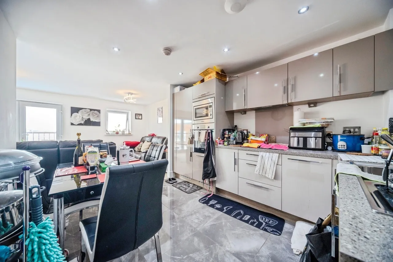 Marquess Drive, Bletchley, Milton Keynes, MK2, photo 3