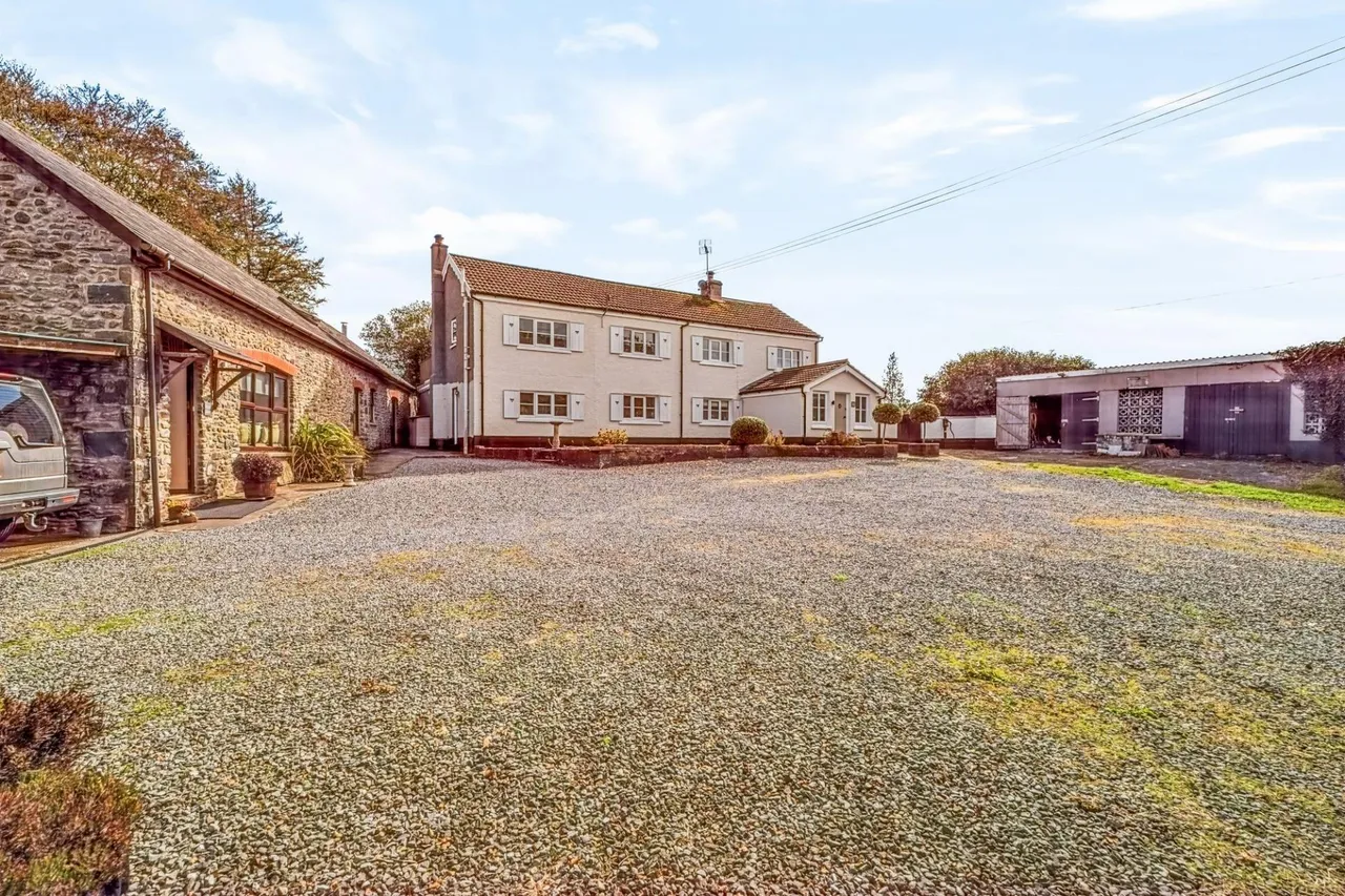 Crugybar, Llanwrda, SA19, photo 102