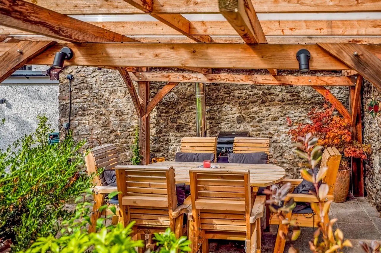 Crugybar, Llanwrda, SA19, photo 100