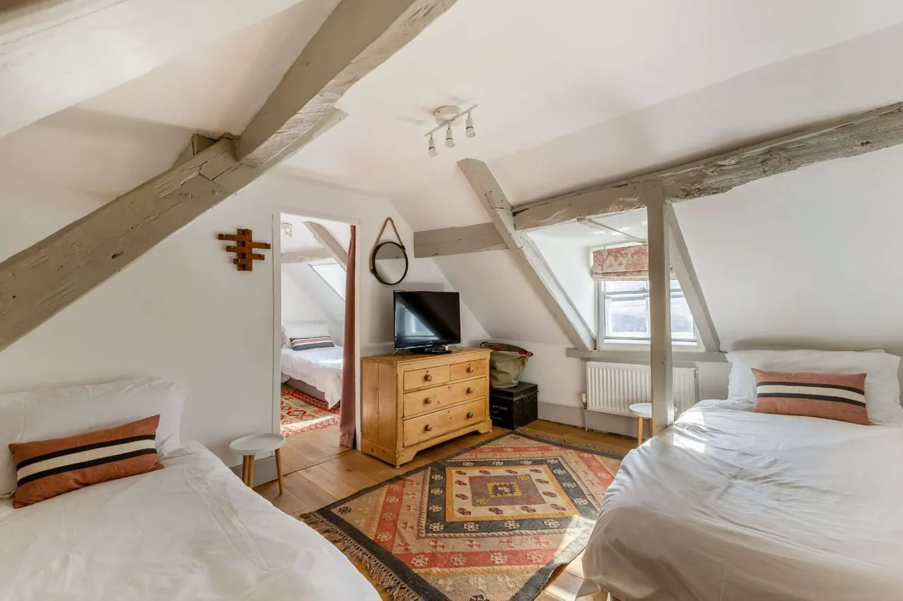 Quay Hill, Lymington, SO41, photo 18