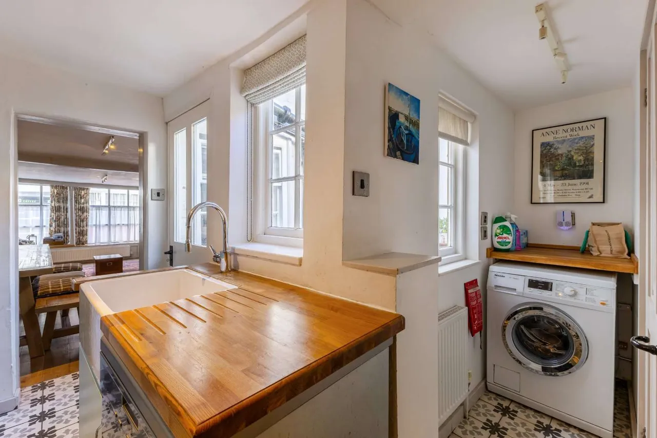Quay Hill, Lymington, SO41, photo 10