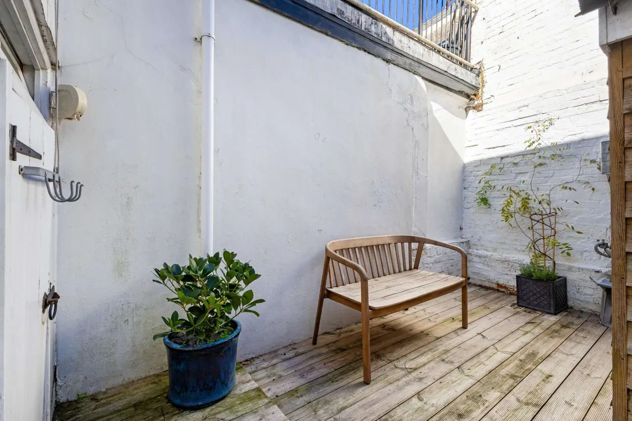 Quay Hill, Lymington, SO41, photo 25