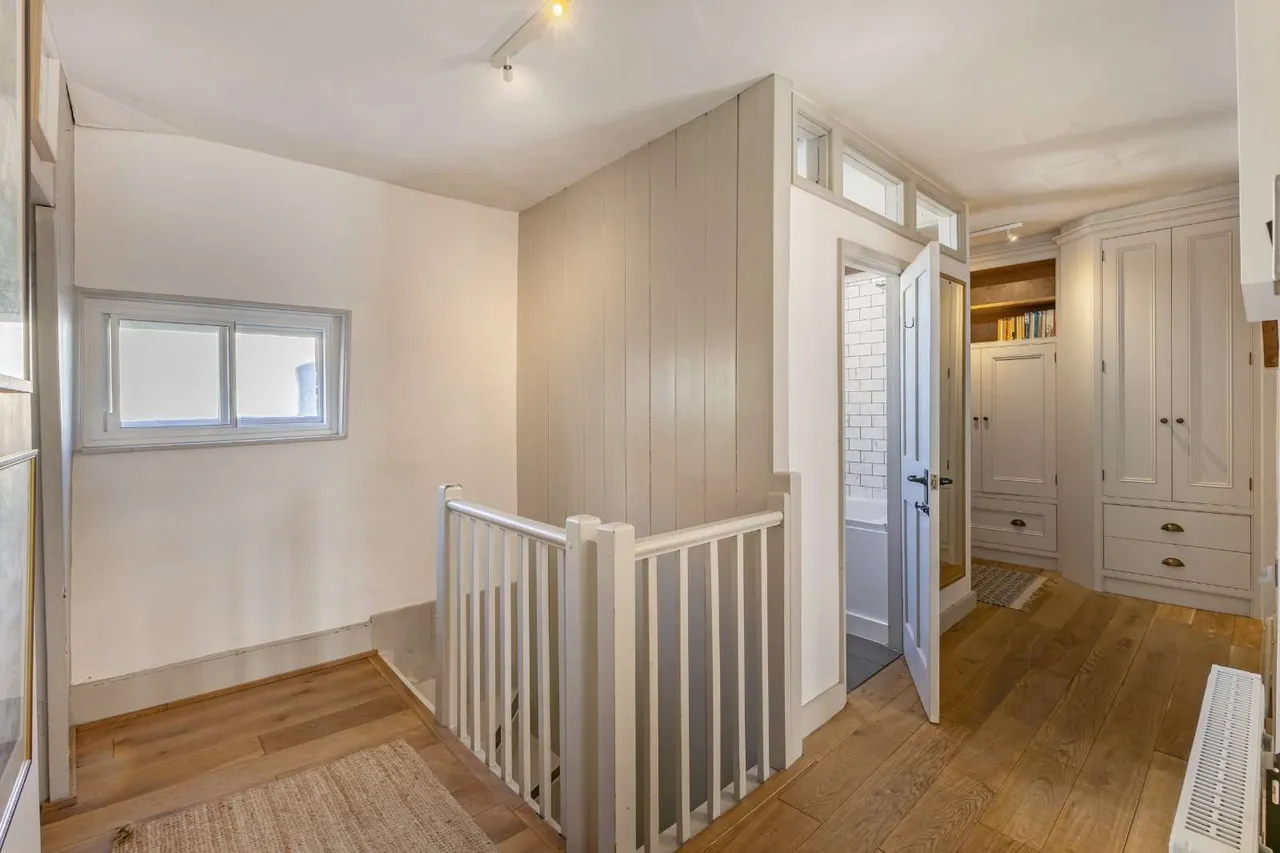 Quay Hill, Lymington, SO41, photo 11