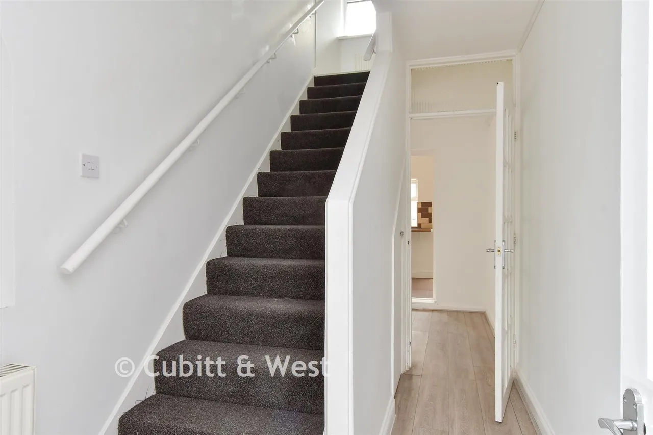 Sandhurst Avenue, Woodingdean, BN2, photo 6