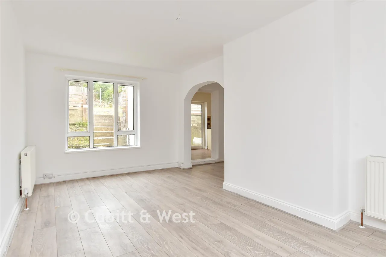 Sandhurst Avenue, Woodingdean, BN2, photo 3