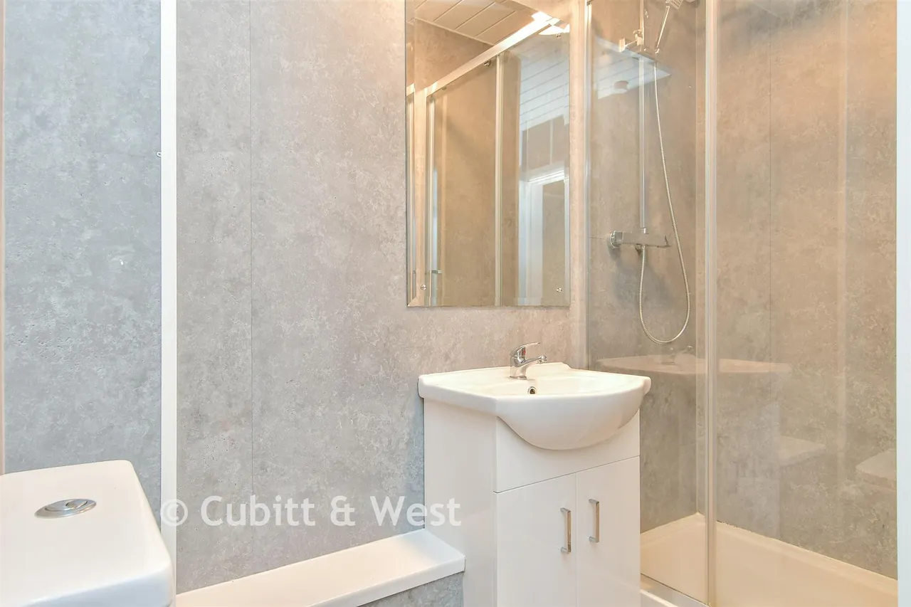 Sandhurst Avenue, Woodingdean, BN2, photo 9