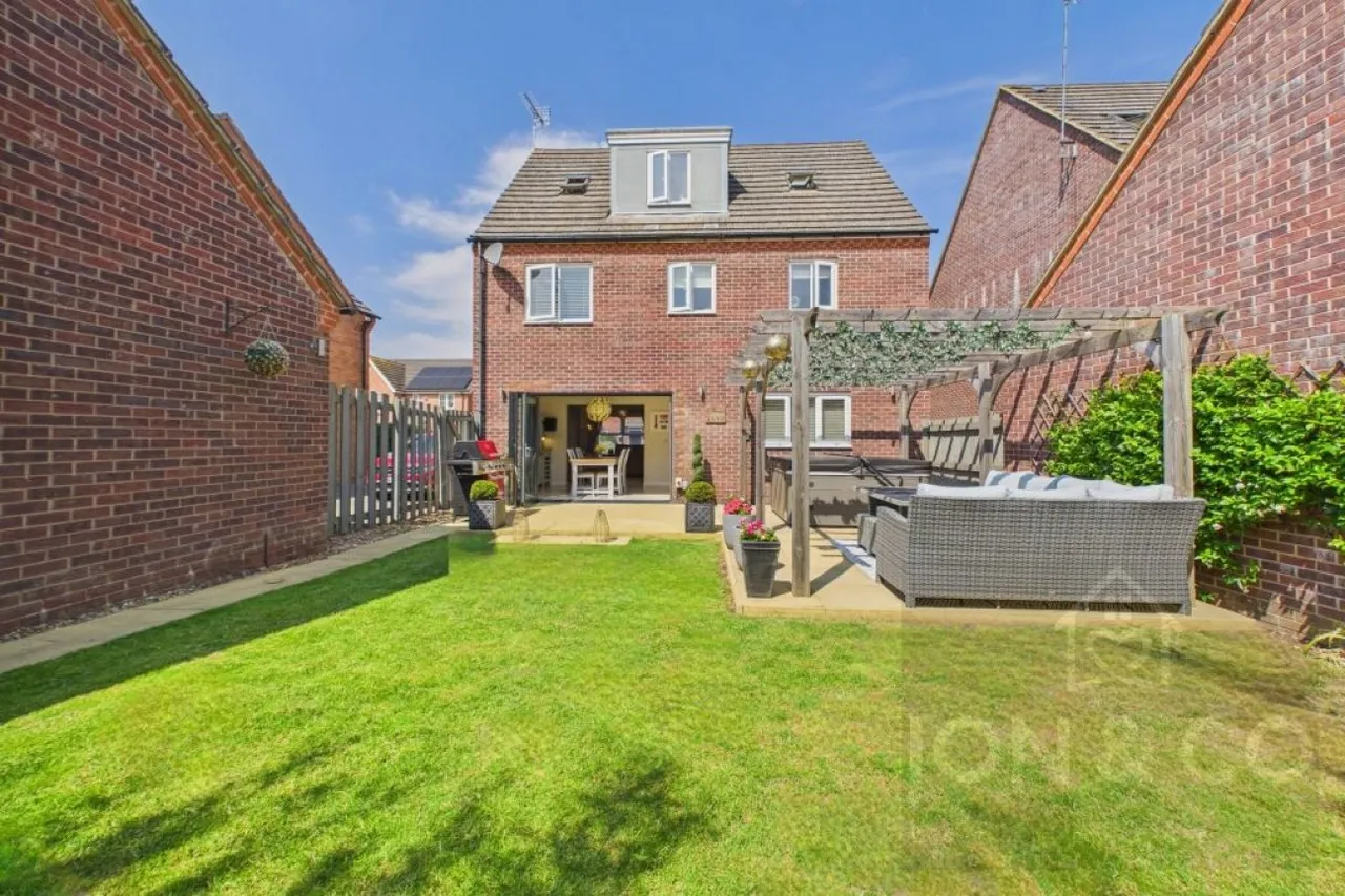 Sandy Hill Lane, Moulton, NN3, photo 24
