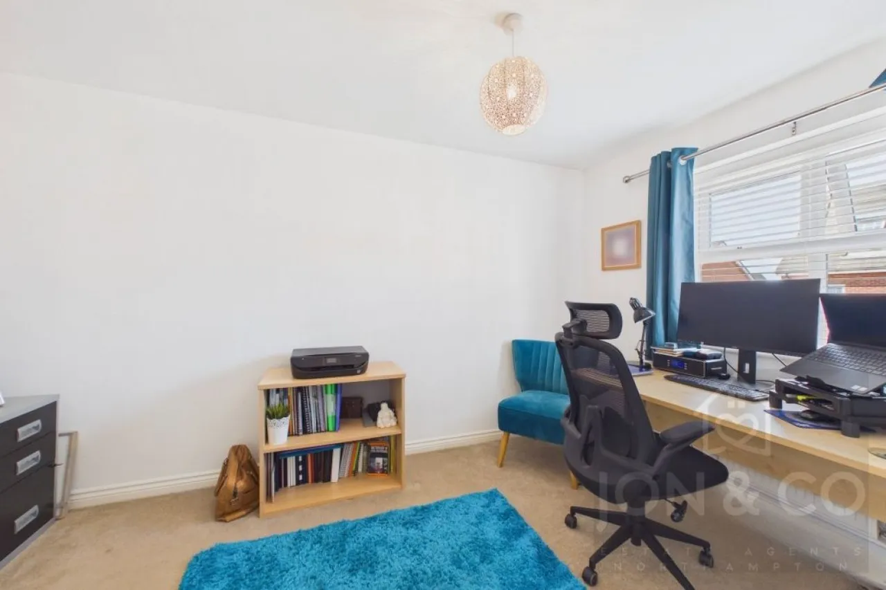 Sandy Hill Lane, Moulton, NN3, photo 16