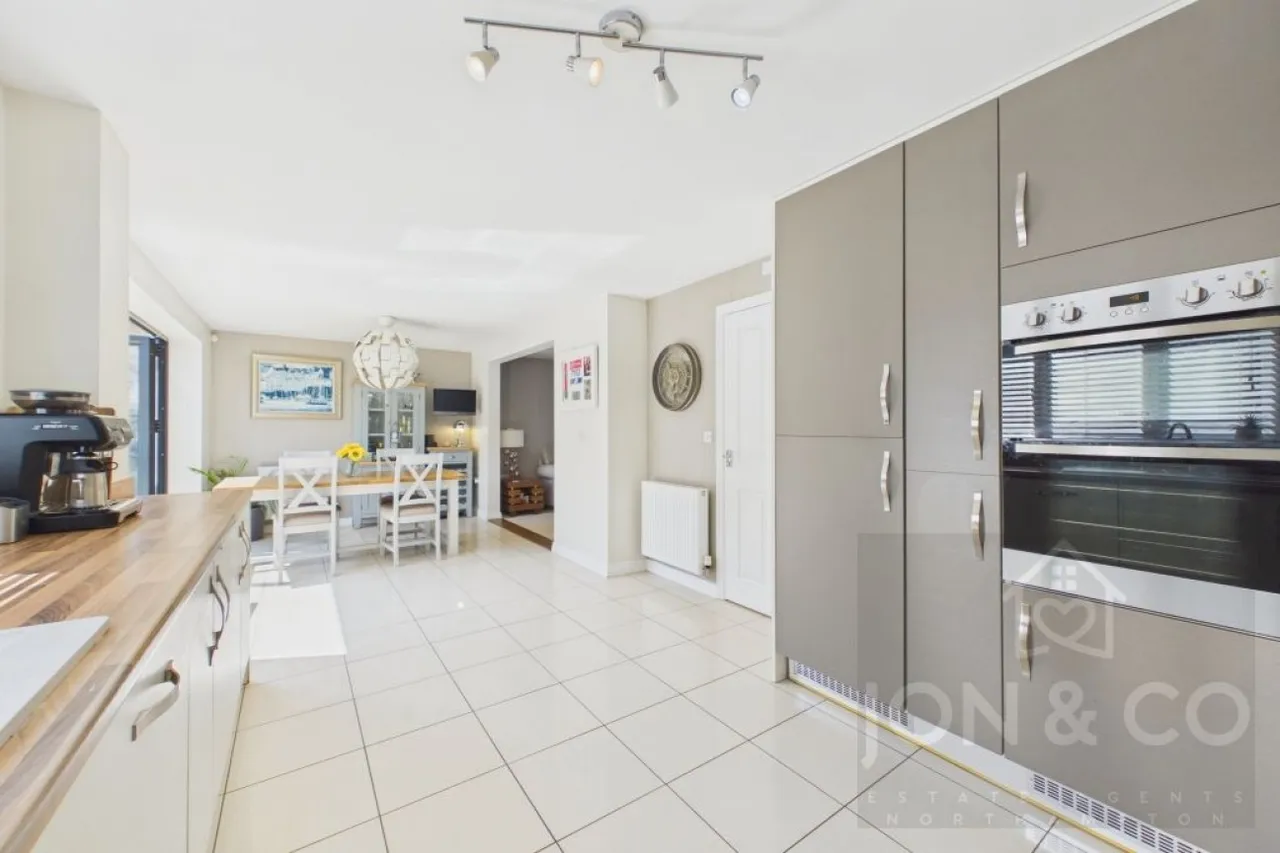 Sandy Hill Lane, Moulton, NN3, photo 8