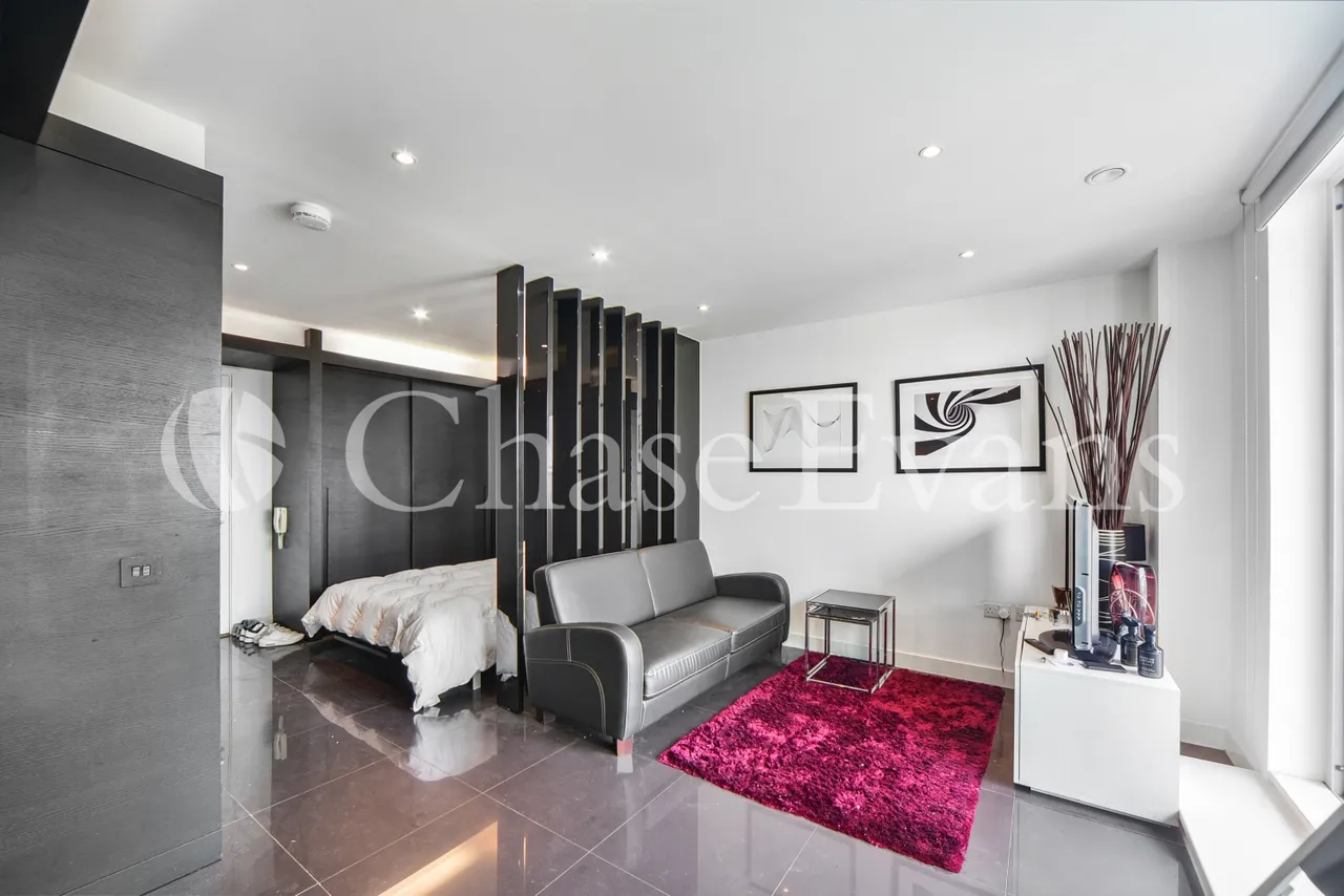 West Tower, 1 Pan Peninsula Square, Canary Wharf, London, E14, photo 5