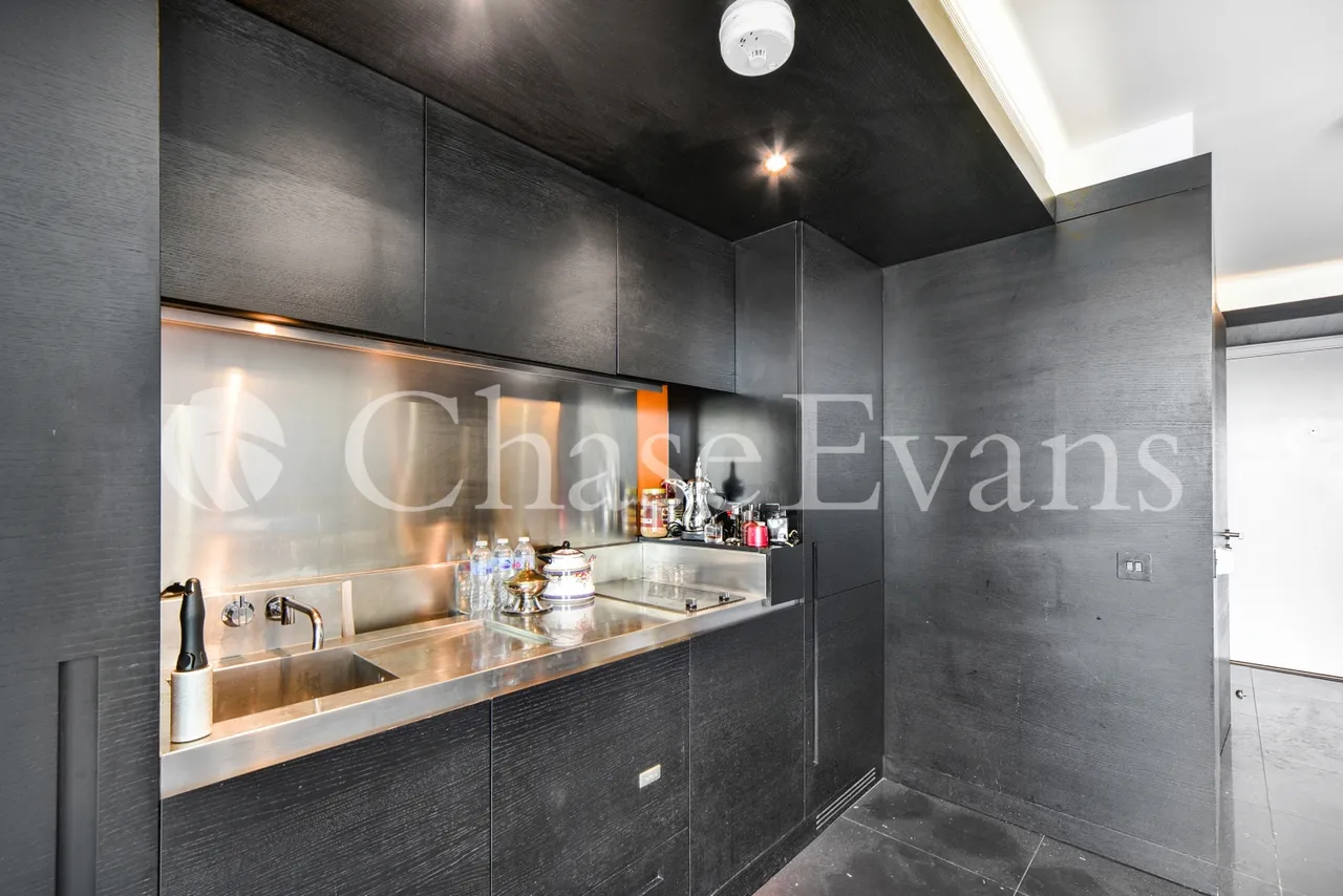 West Tower, 1 Pan Peninsula Square, Canary Wharf, London, E14, photo 6