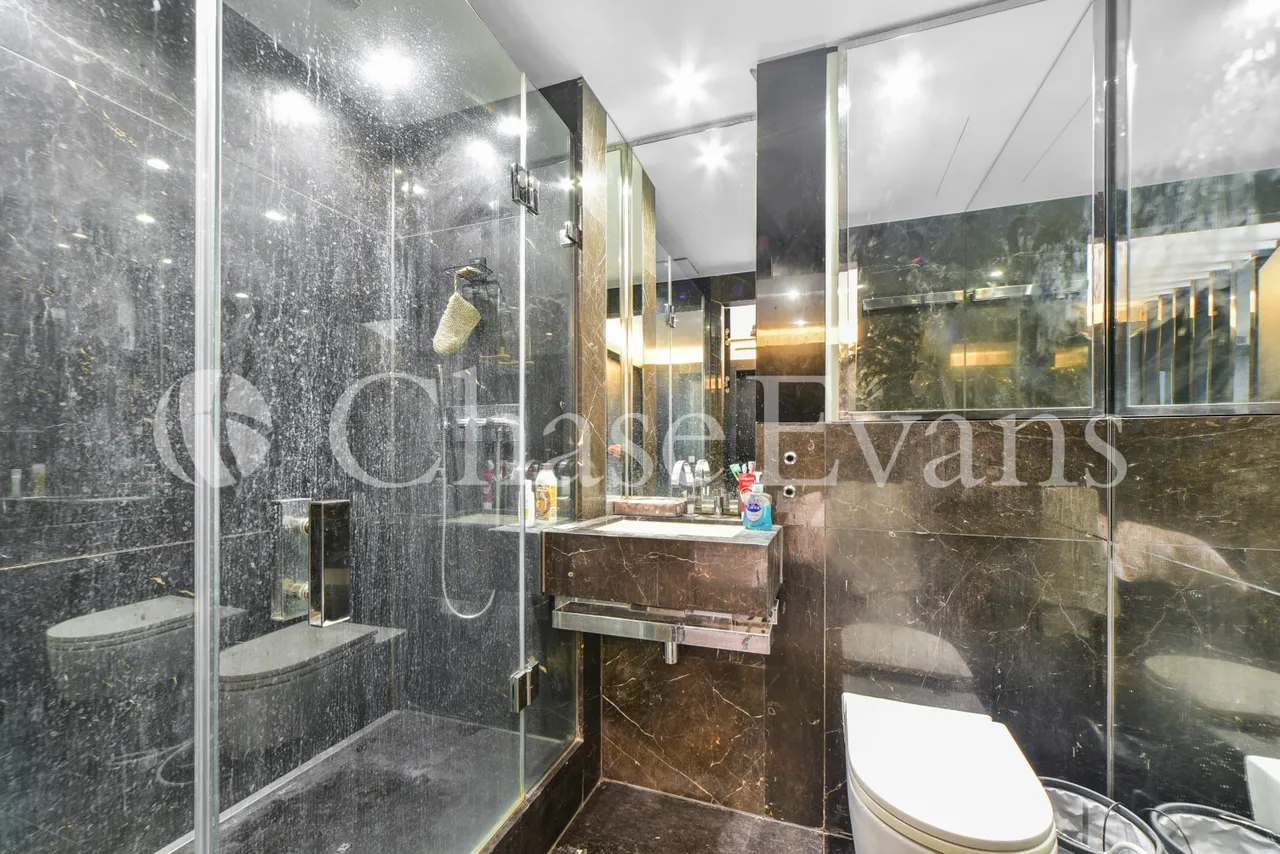 West Tower, 1 Pan Peninsula Square, Canary Wharf, London, E14, photo 9