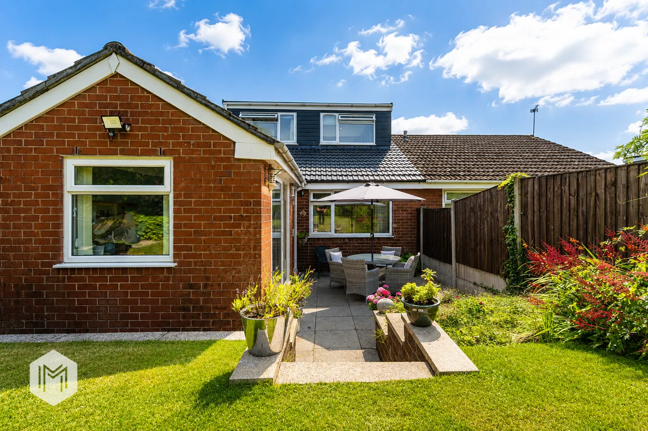 Breightmet Fold Lane, Bolton, BL2 5NB, photo 13