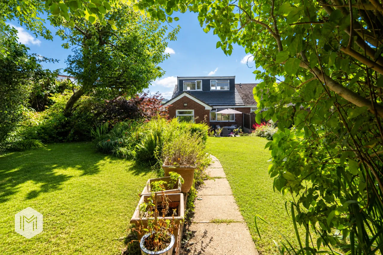 Breightmet Fold Lane, Bolton, BL2 5NB, photo 15