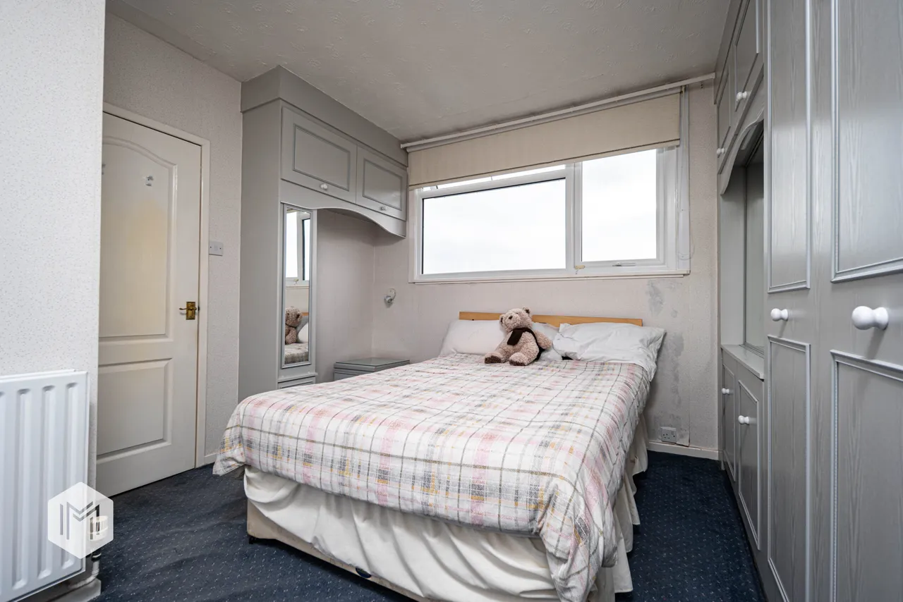 Breightmet Fold Lane, Bolton, BL2 5NB, photo 10