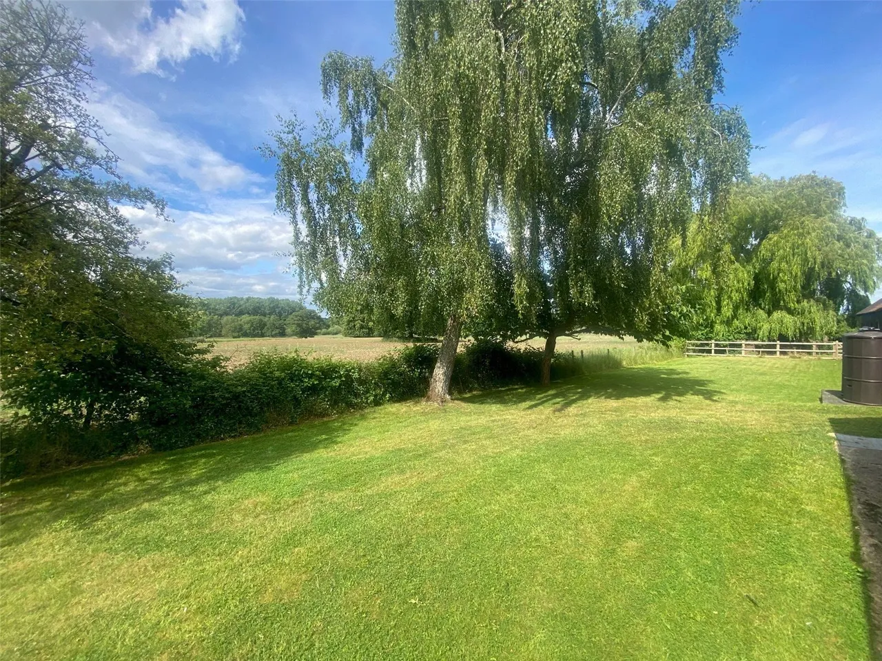 Church Road, Tingrith, MK17, photo 8