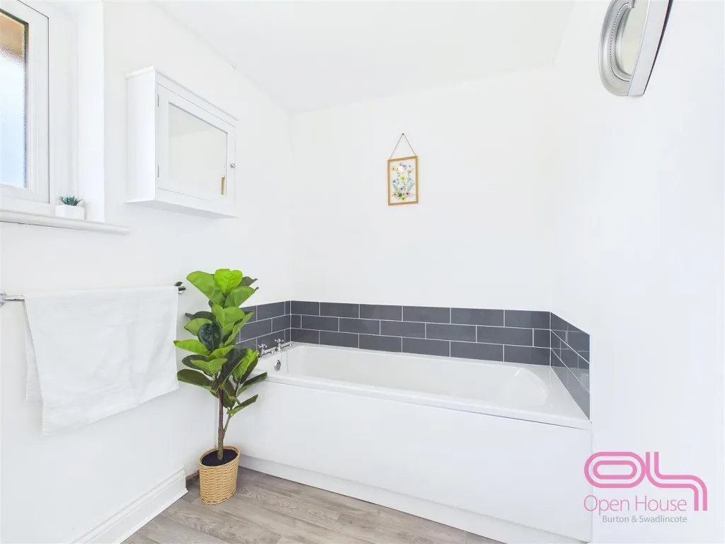 Alma Road, Swadlincote, DE11, photo 32