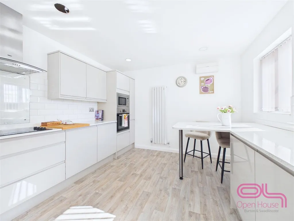 Alma Road, Swadlincote, DE11, photo 10