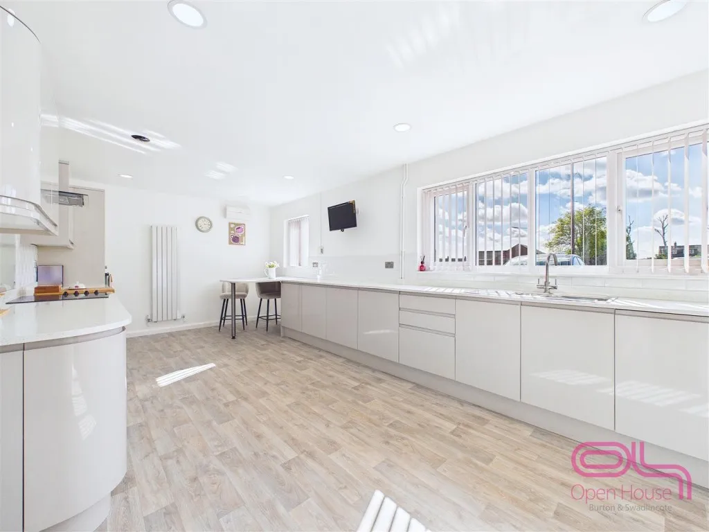 Alma Road, Swadlincote, DE11, photo 9