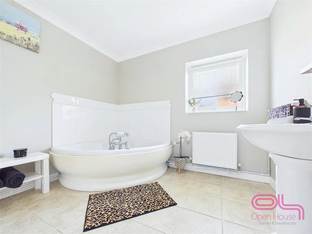 Alma Road, Swadlincote, DE11, photo 25