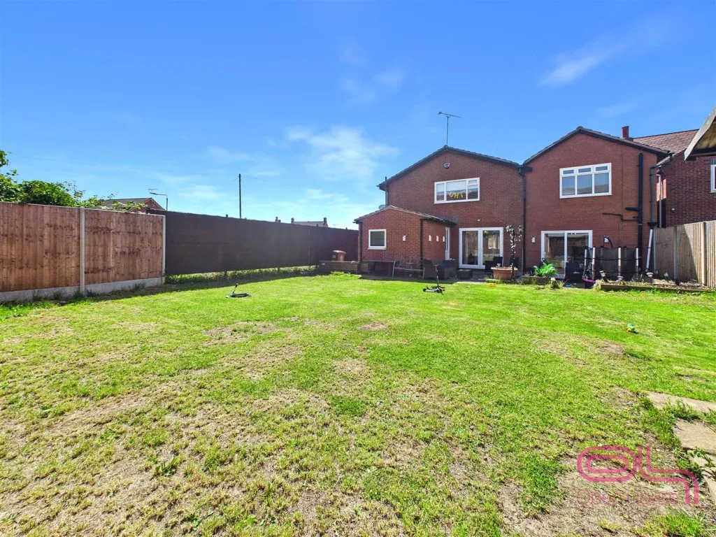 Alma Road, Swadlincote, DE11, photo 44