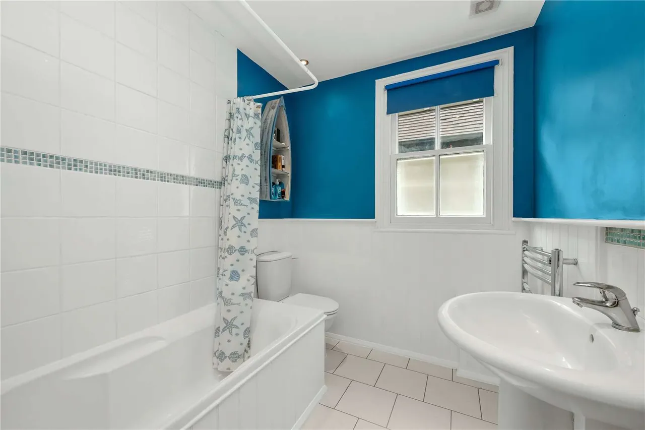 Grove Road, East Molesey, Surrey, KT8 9JS, photo 10