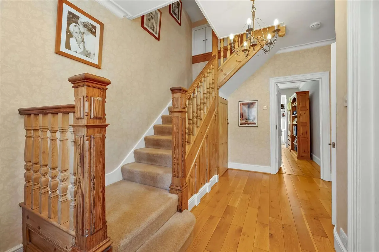 Grove Road, East Molesey, Surrey, KT8 9JS, photo 6