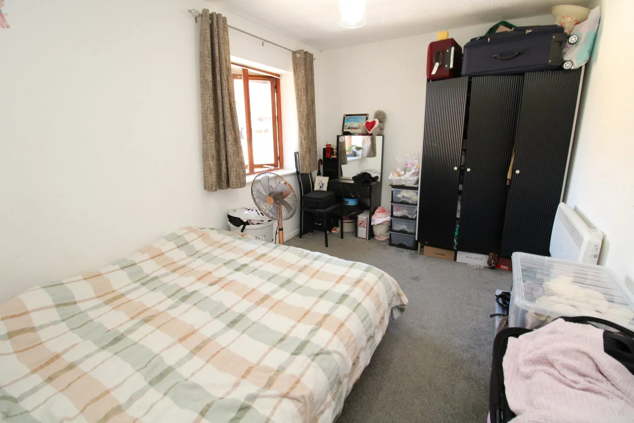 Redwood Grove, Bedford, Bedford, MK42 9NW, photo 6