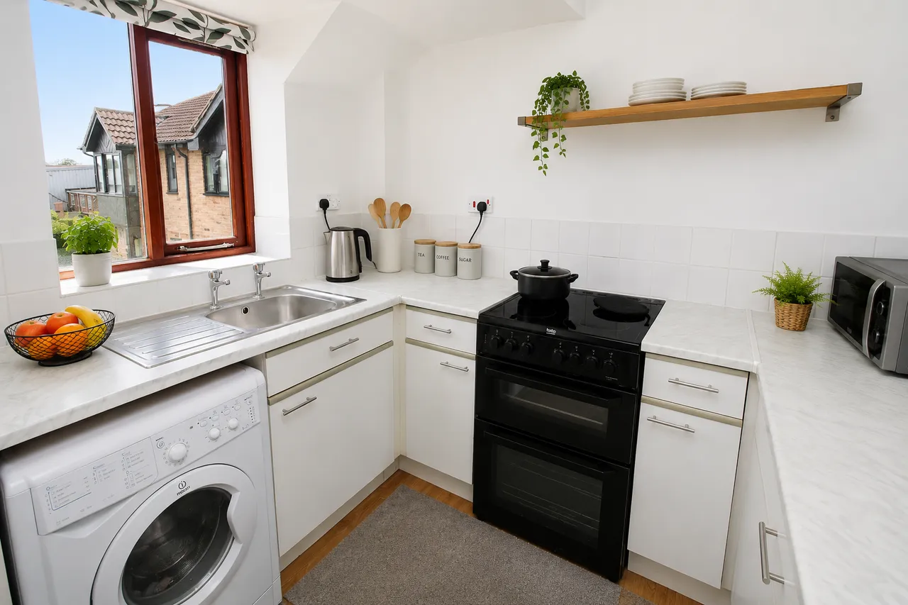 Redwood Grove, Bedford, Bedford, MK42 9NW, photo 3