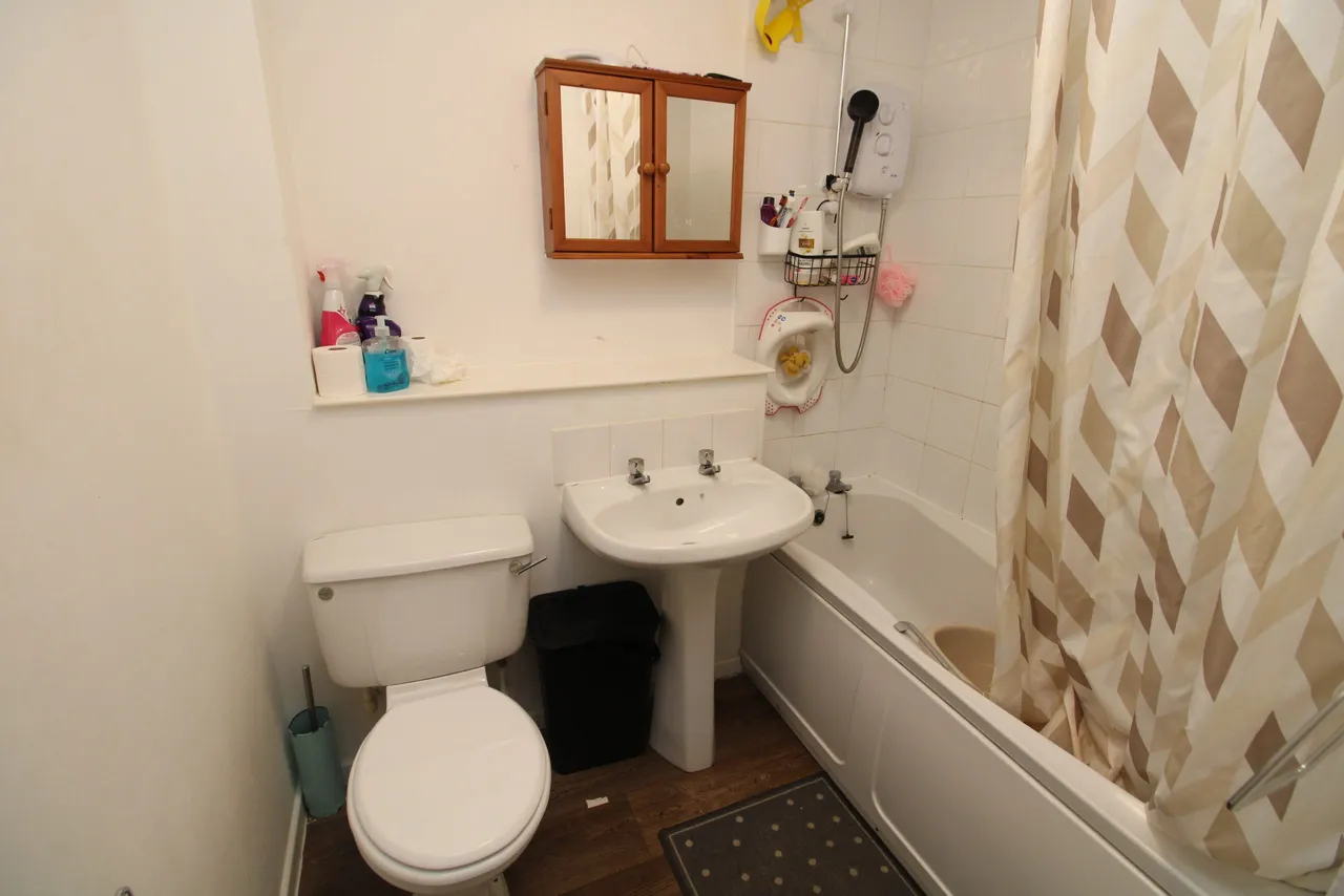 Redwood Grove, Bedford, Bedford, MK42 9NW, photo 7
