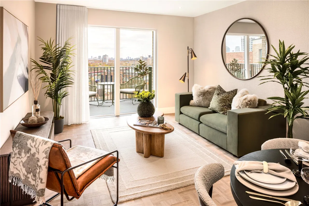 1 bed flat for sale, One Clapham, St., SW11