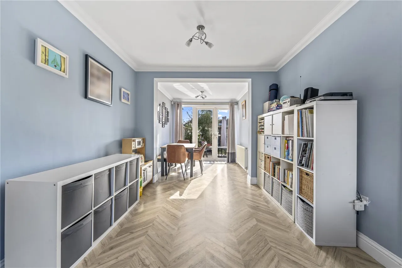 Villiers Avenue, Twickenham, TW2, photo 4