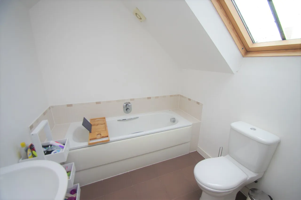Watford, WD17, photo 8