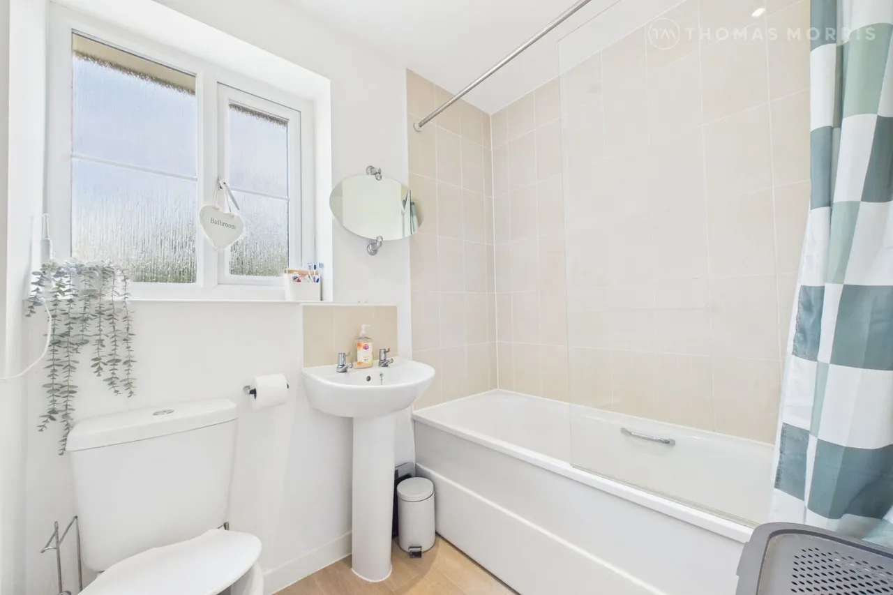 Simms Place, Potton, SG19, photo 10