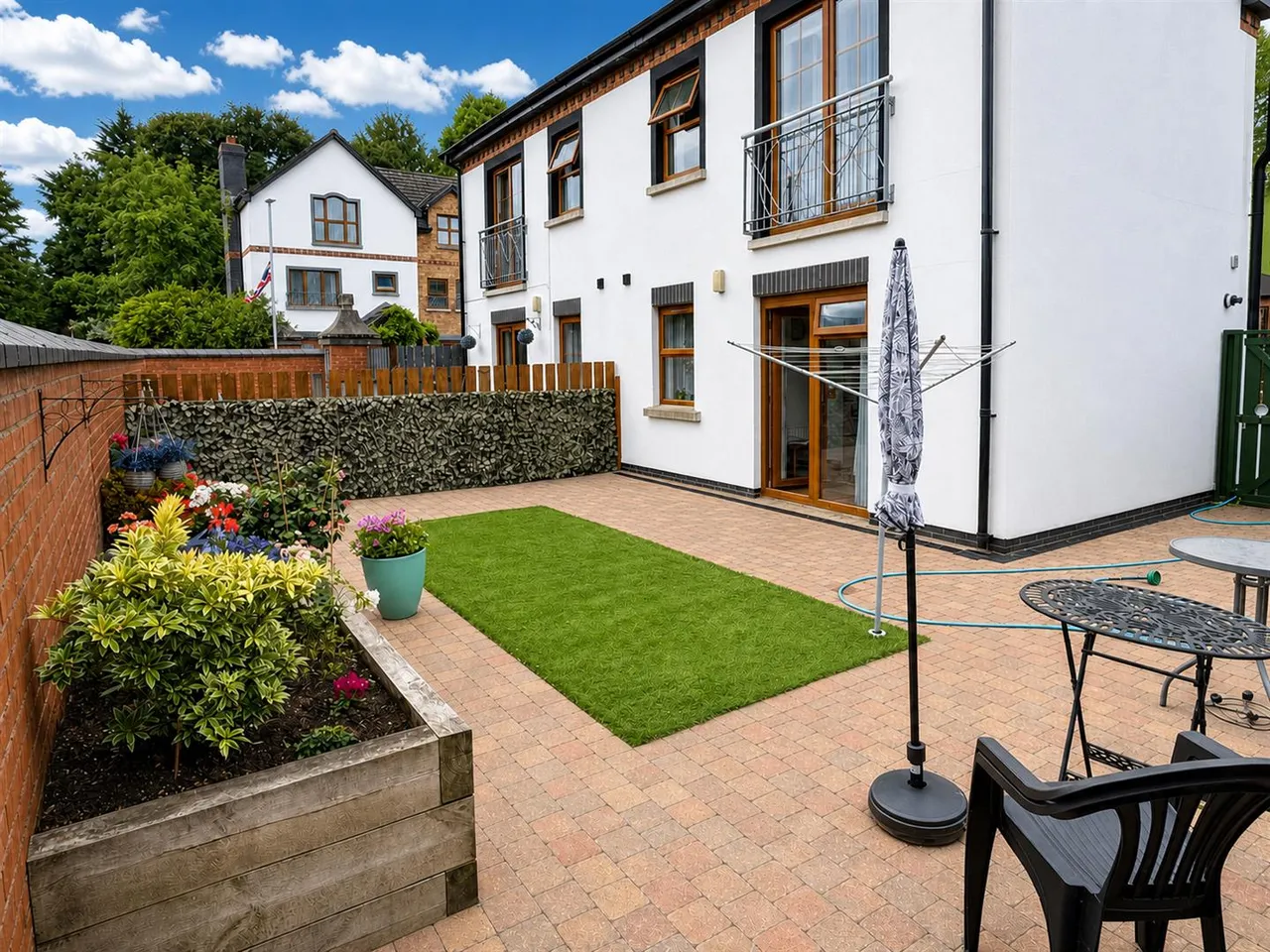 Inver Court, Belfast, BT4, photo 14