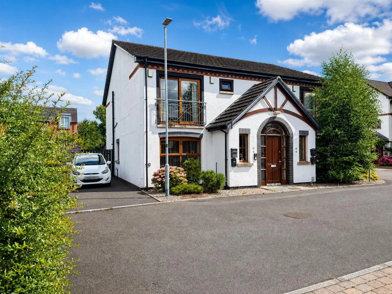 2 bed flat for sale, Inver Court, Belfast, BT4