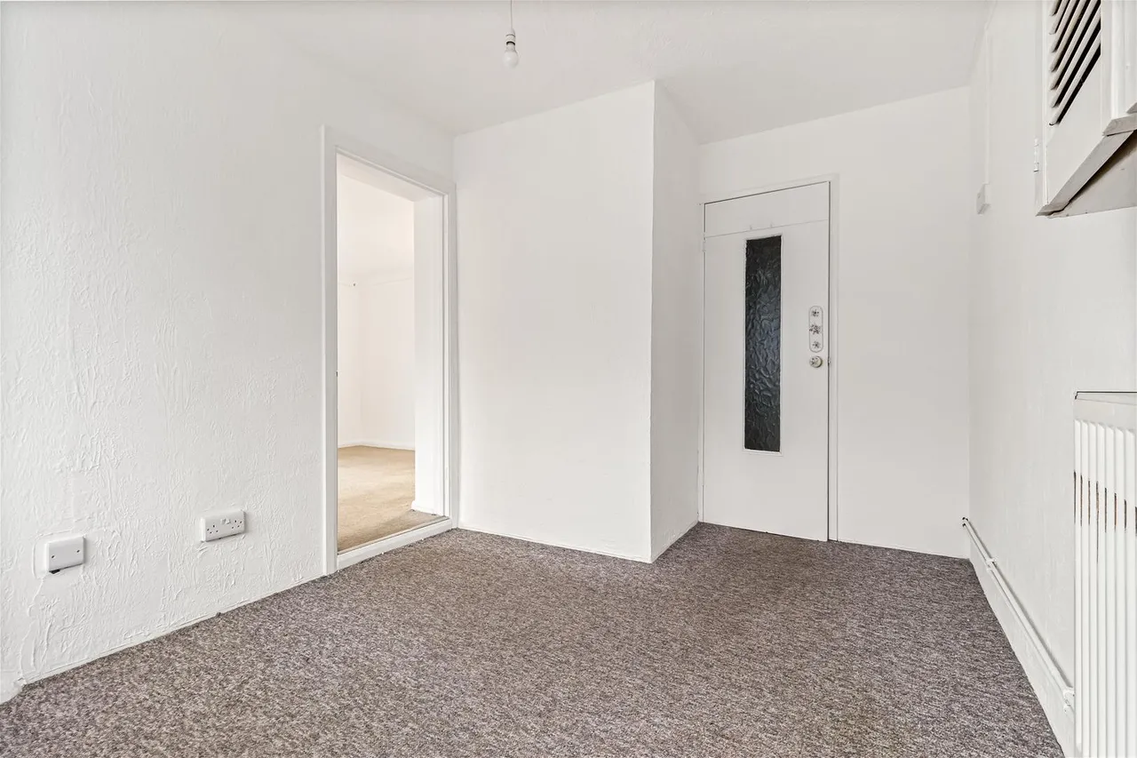 Sompting Avenue, Worthing, photo 12