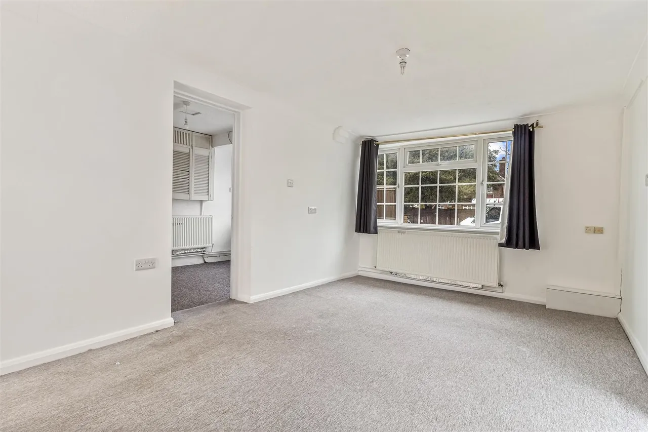 Sompting Avenue, Worthing, photo 11
