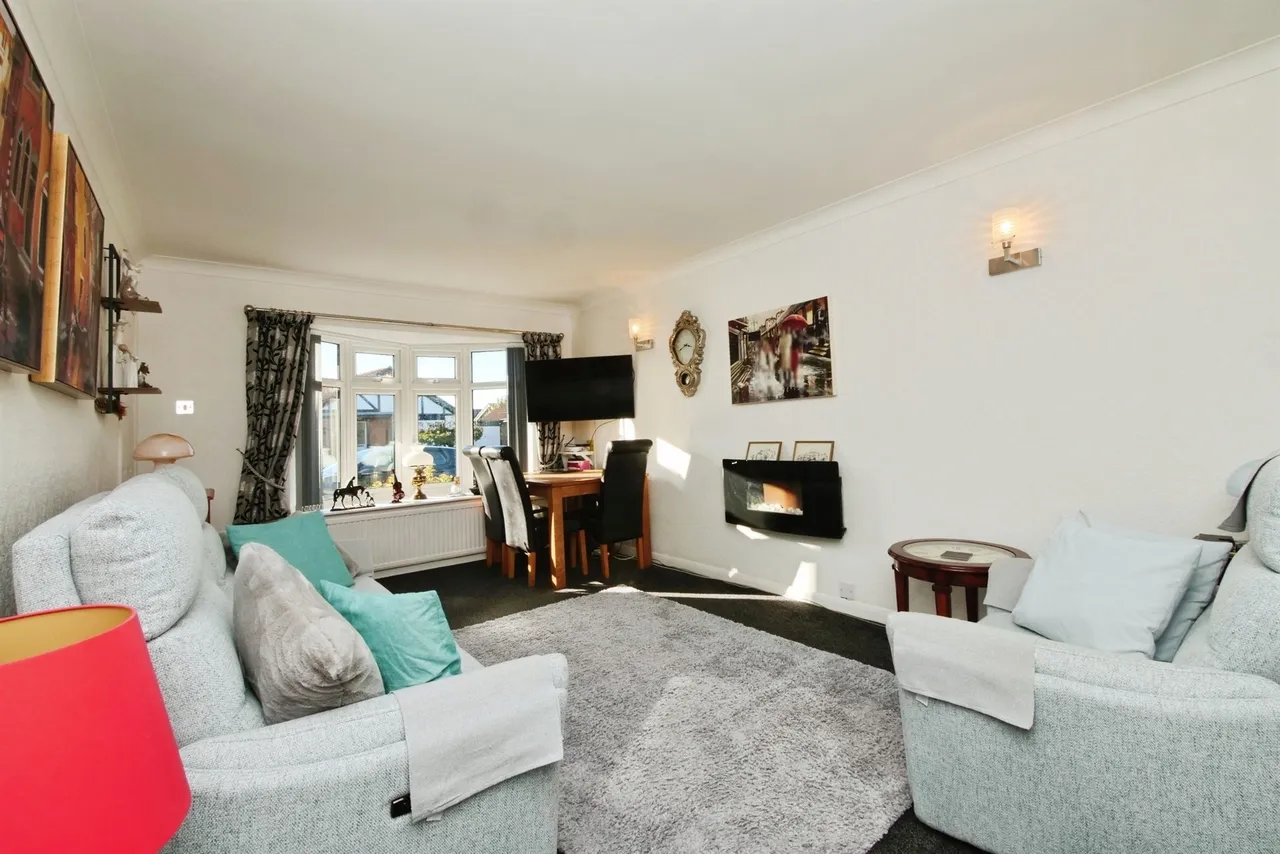 Durlston Drive, Strensall, YO32, photo 12