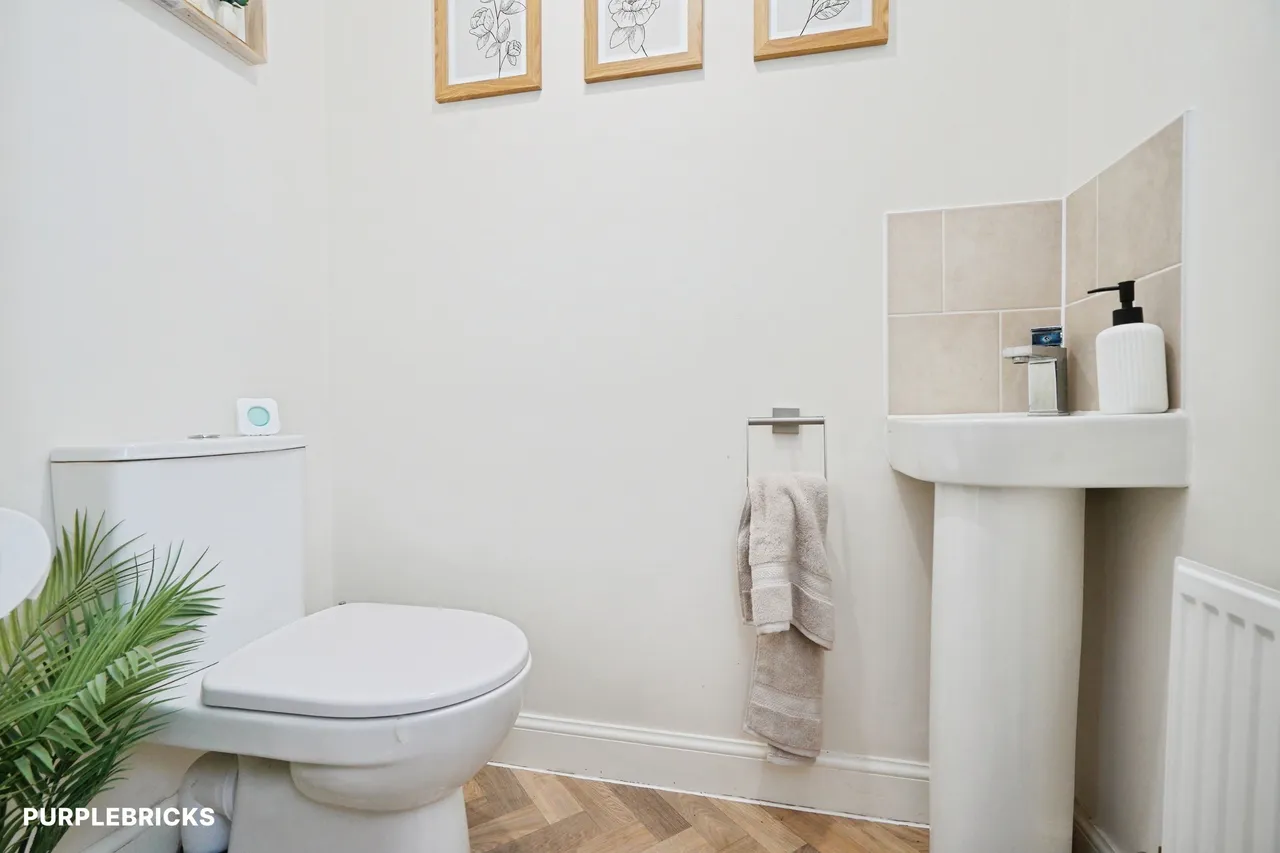 Bradshaw Drive, Coalville, LE67, photo 31